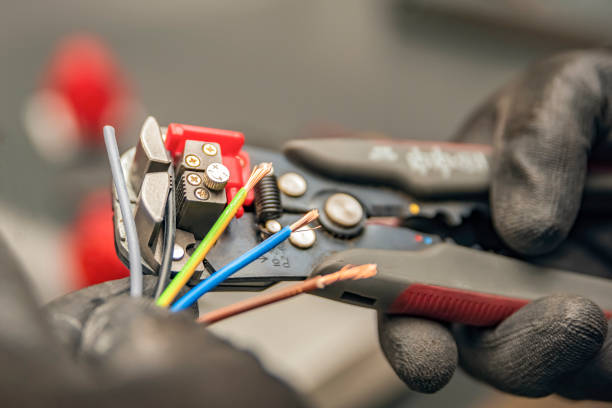 Best Industrial Electrical Services  in Northfield, OH